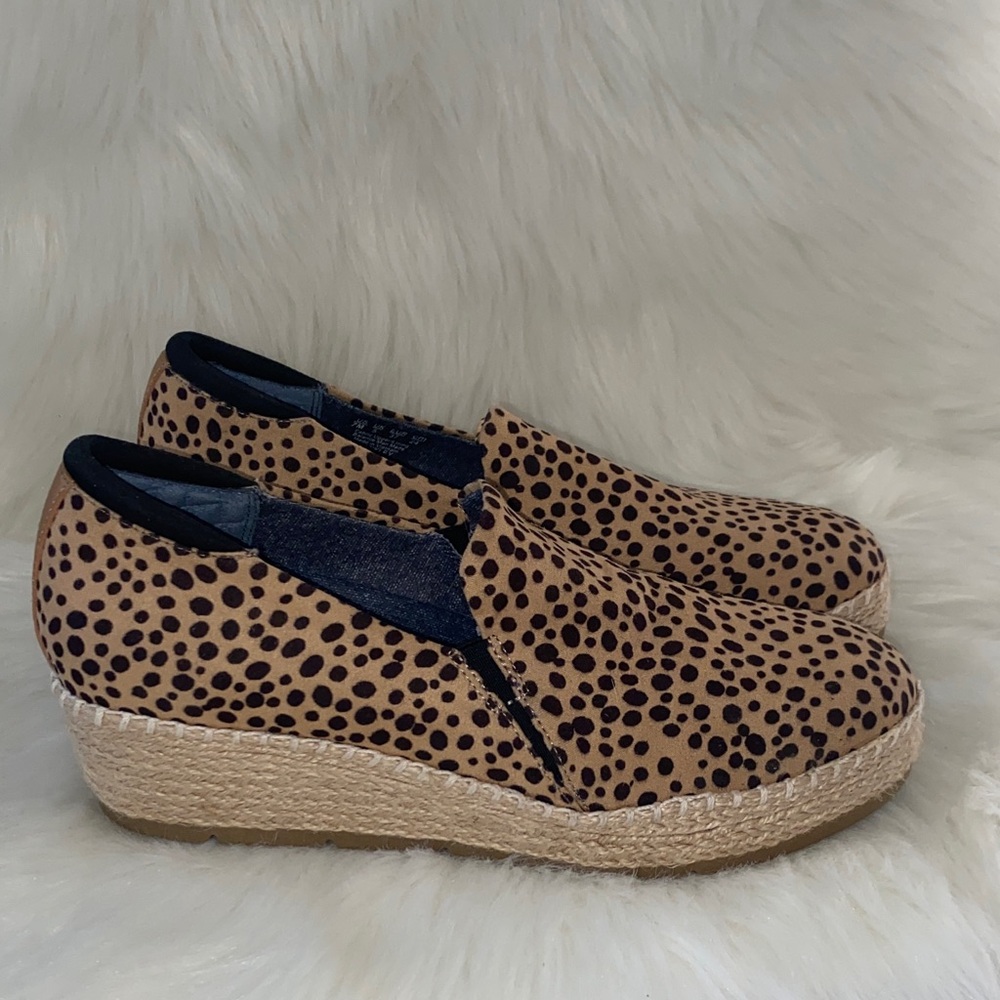 Dr. Scholl's Tan and Black Slip-On Loafers